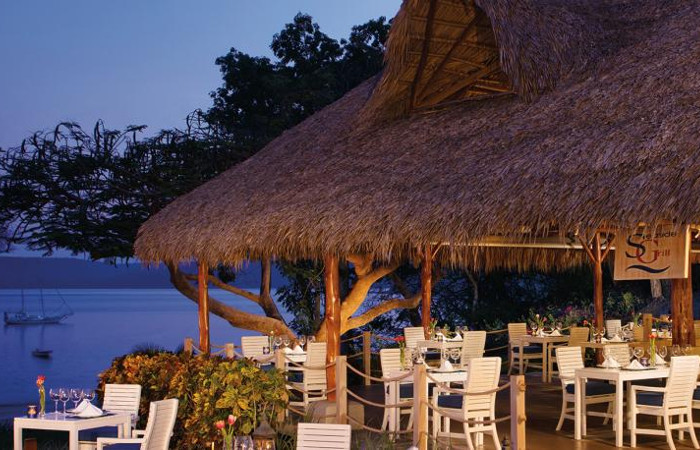 Secrets Papagayo